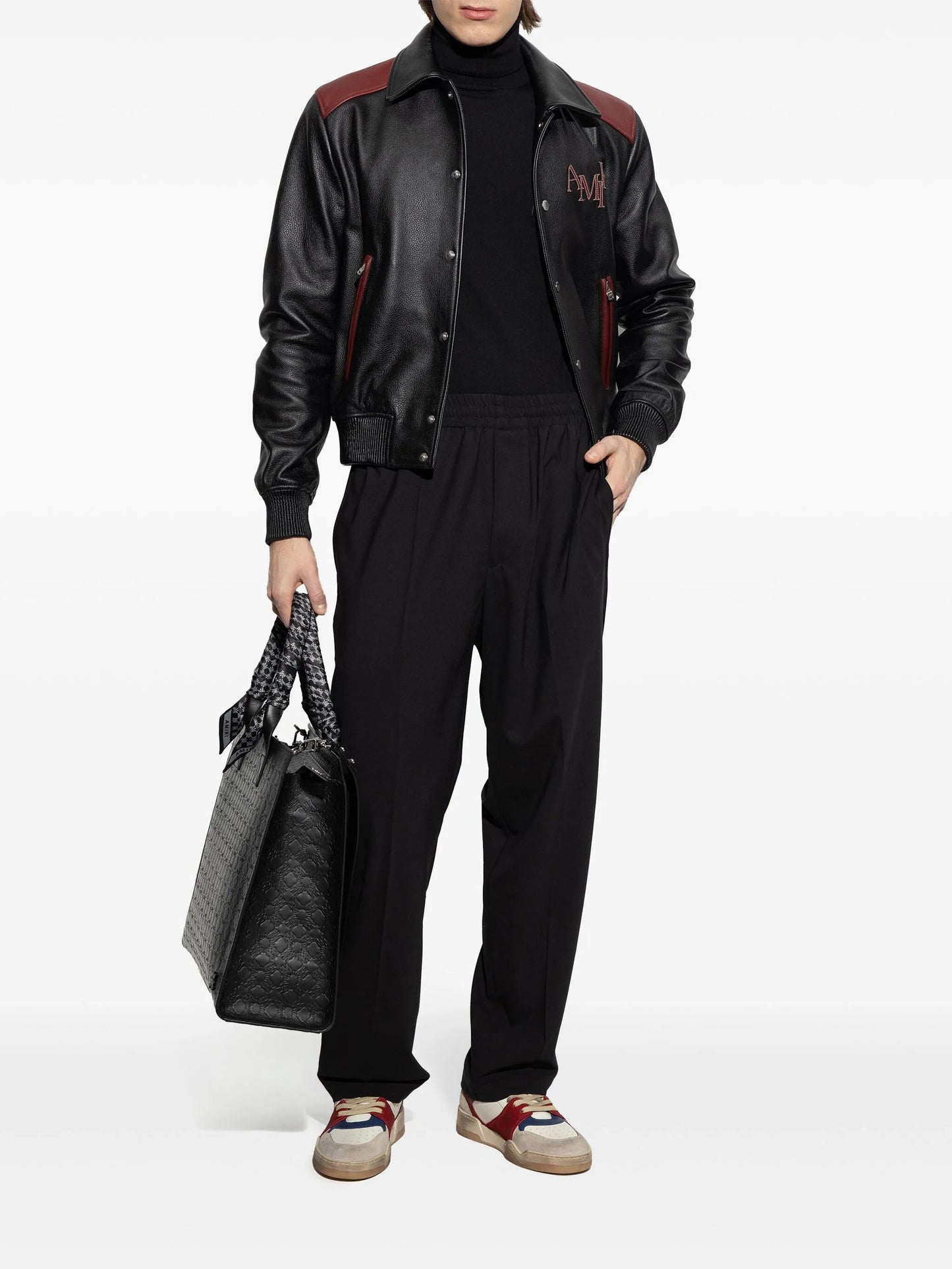 Men’s Classic Logo-Patch Leather Jacket – Modern Streetwear Style