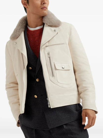 Classic Fur Collar Leather Jacket for Winter Warmth